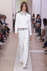 Emanuel Ungaro RTW Spring 2016