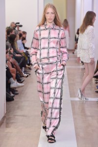 Emanuel Ungaro RTW Spring 2016