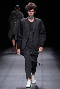 Renan Pacson RTW Spring 2016 Asian Fashion Meets Tokyo