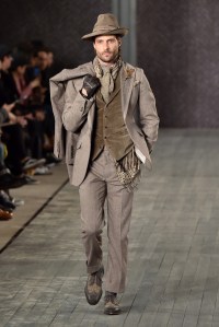 Joseph Abboud Men's RTW Fall 2016