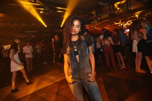 Vashtie Kola