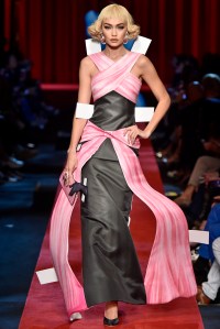 Moschino RTW Spring 2017