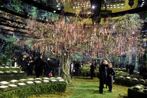 Dior created a garden for its Couture SS17 show set