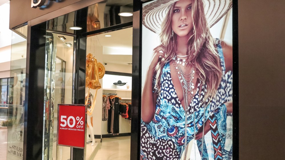Bebe Shutters All Stores to Focus on Online