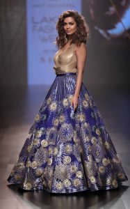 Bollywood star Esha Gupta for designer Amit Aggarwal at Lakme Fashion Week Winter Festive 2017.