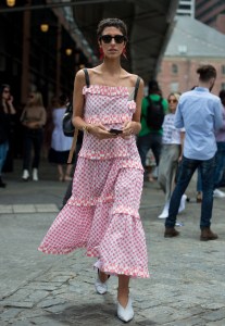 Street style at New York Fashion Week spring 2018.