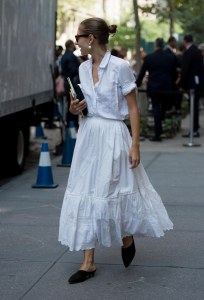 Street style at New York Fashion Week spring 2018.