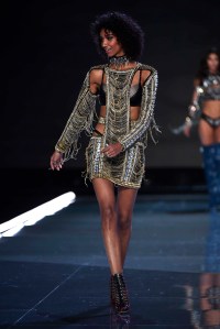 Every Look From the Victoria’s Secret Fashion Show 2017