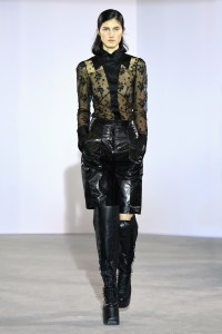 Oliver Theyskens RTW Fall 2018
