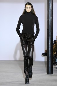 Oliver Theyskens RTW Fall 2018