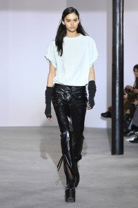 Oliver Theyskens RTW Fall 2018