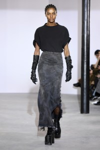 Oliver Theyskens RTW Fall 2018