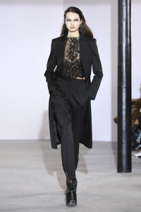 Oliver Theyskens RTW Fall 2018