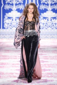 Naeem Khan RTW Fall 2019