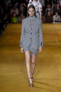 Burberry RTW Spring 2020