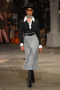 Tommy Hilfiger RTW Fall 2019