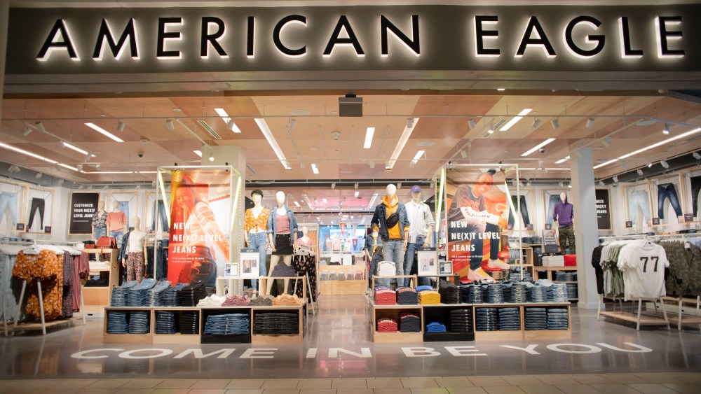 American Eagle store