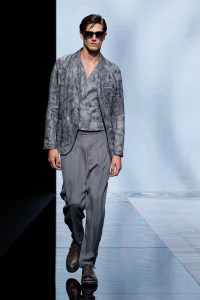 Giorgio Armani RTW Spring 2021