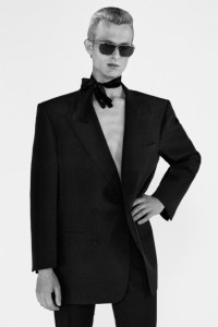 Summer Black: Dunhill Men’s Spring 2022