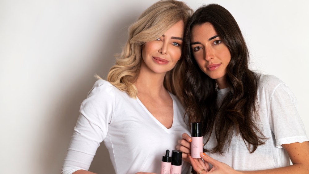 Amanda Cronin, pictured with her daughter Sofia Yeganeh.