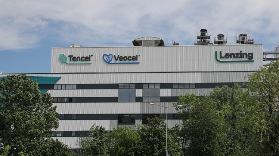 Lenzing’s revenue in 2021 grew 34.4 percent to 2.19 billion euros ($2.41 billion) on the strength of its specialty fibers.