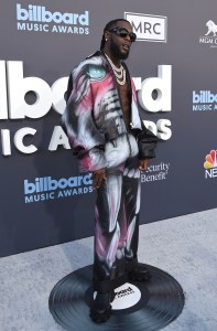 Burna Boy at the 2022 Billboard Music Awards held at the MGM Grand Garden Arena on May 15th, 2022 in Las Vegas, Nevada.