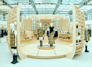 The Dior pop-up store in Seoul, which is modeled on the brand's expansive flagship in Avenue Montaigne in Paris.