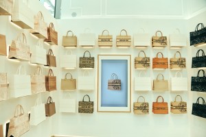 The Dior pop-up store in Seoul, which is modeled on the brand's expansive flagship in Avenue Montaigne in Paris.