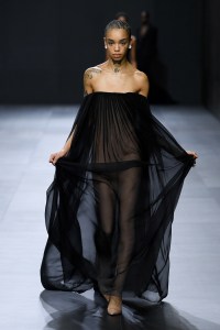 Valentino RTW Spring 2023
