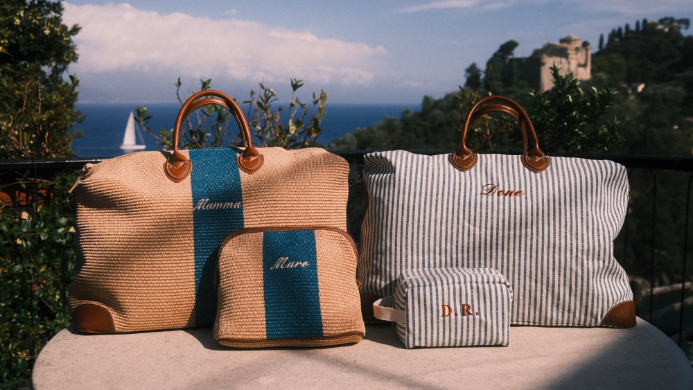 Accessories included in the My Style Bags capsule collection created with Portofino Dry Gin.