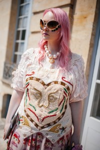 Street style at Paris Couture 2024 Fashion Week.
