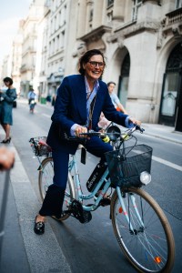 Street style at Paris Couture 2024 Fashion Week.