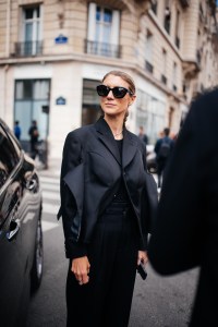 Street style at Paris Couture 2023 Fashion Week.