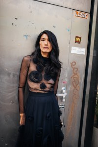 Street style at Paris Couture 2023 Fashion Week.