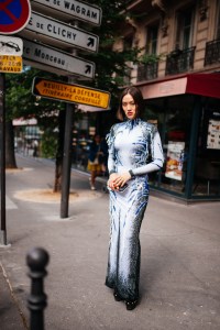 Street style at Paris Couture 2023 Fashion Week.