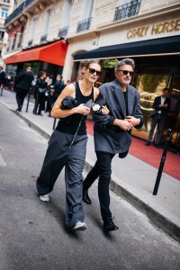 Street style at Paris Couture 2023 Fashion Week.