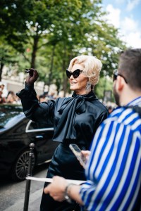 Street style at Paris Couture 2023 Fashion Week.