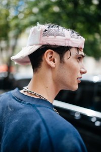 Street style at Paris Couture 2023 Fashion Week.