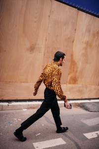 Street style at Paris Couture 2023 Fashion Week.
