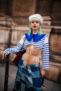 Street style at Paris Couture 2023 Fashion Week.