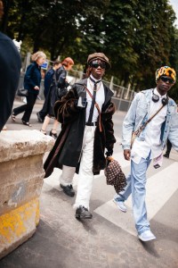 Street style at Paris Couture 2023 Fashion Week.