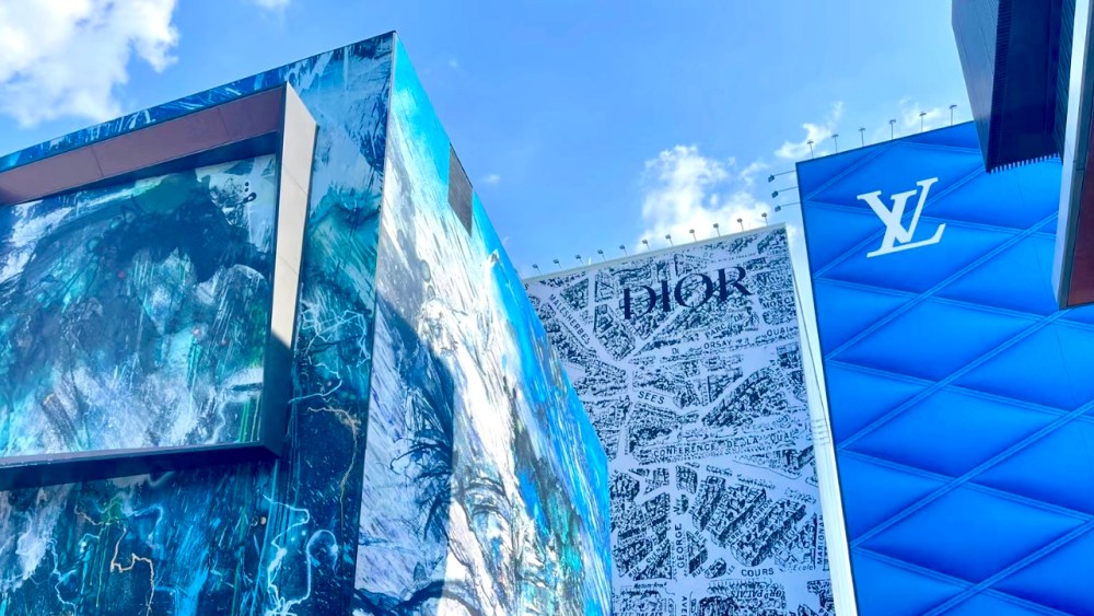 The Taikoo Li Sanlitun complex in Beijing with buildings under construction for the flagship of Hermes, Louis Vuitton and Dior