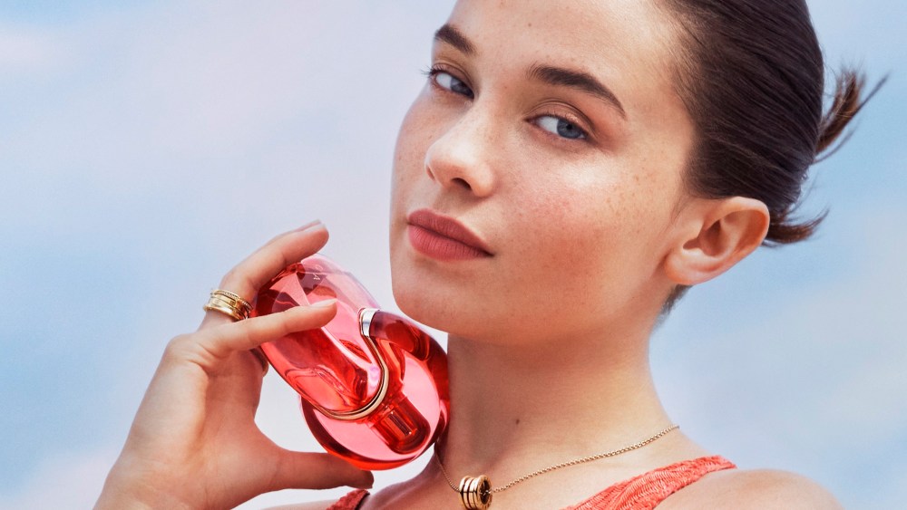 Cailee Spaeny is the new face of the Bulgari Omnia fragrance collection.