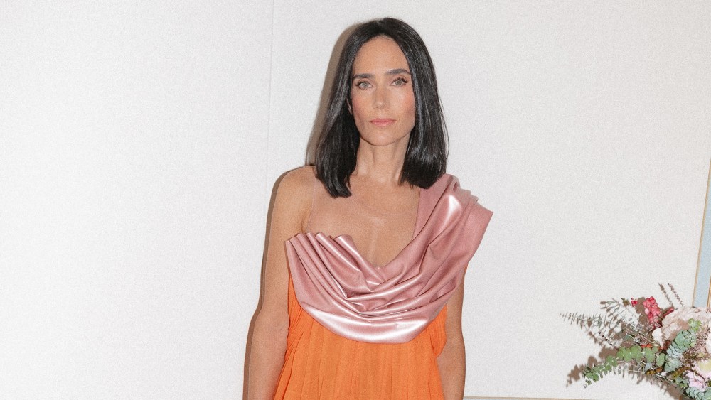 Getting Ready for Louis Vuitton with Jennifer Connelly