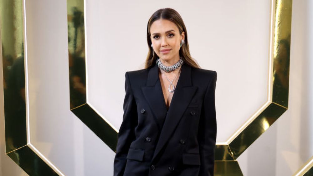 MILAN, ITALY - JUNE 16: Jessica Alba attends the Swarovski "Masters of Light - From Vienna to Milan" exhibition opening during Milan Fashion Week - Menswear Spring/Summer 2025 at Palazzo Citterio on June 16, 2024 in Milan, Italy. (Photo by Vittorio Zunino Celotto/Getty Images)