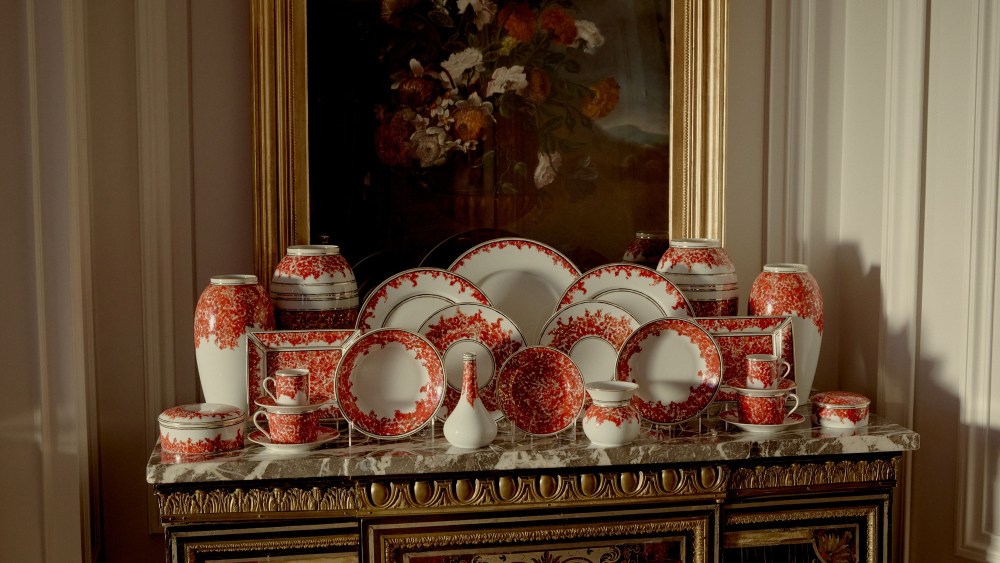 Tania Bulhões Plaza Athénée collection