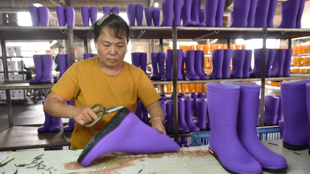 U.S. President Trump offers footwear firms tariff trade deal hope, but the timing remains unclear and may not come before the 90-day pause expires.