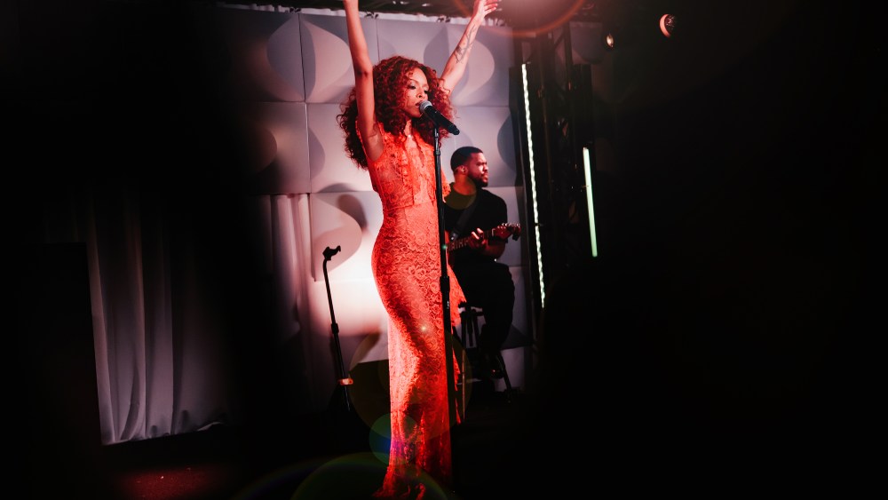 Ravyn Lenae