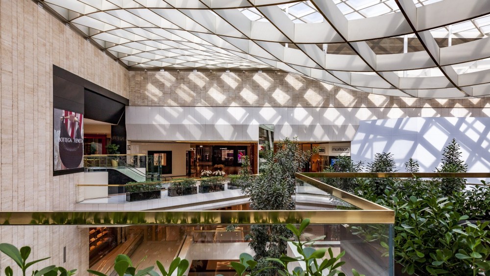 The Iguatemi São Paulo shopping center.