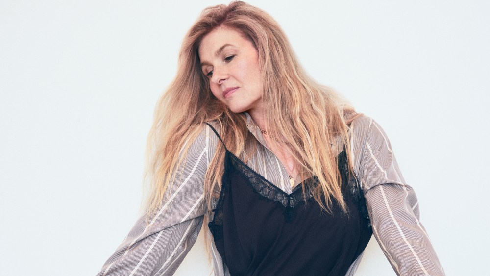 Connie Britton for La Ligne